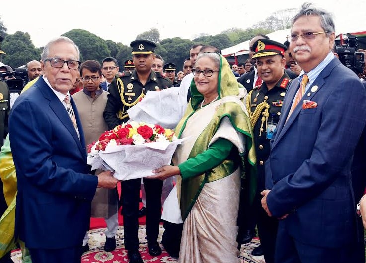 স্বাধীনতা দিবসে রাষ্ট্রপতির সংবর্ধনায় প্রধানমন্ত্রীর যোগদান