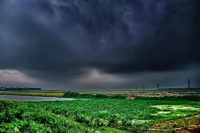 পাঁচ বিভাগসহ সারাদেশে বজ্রসহ বৃষ্টিপাতের সম্ভাবনা