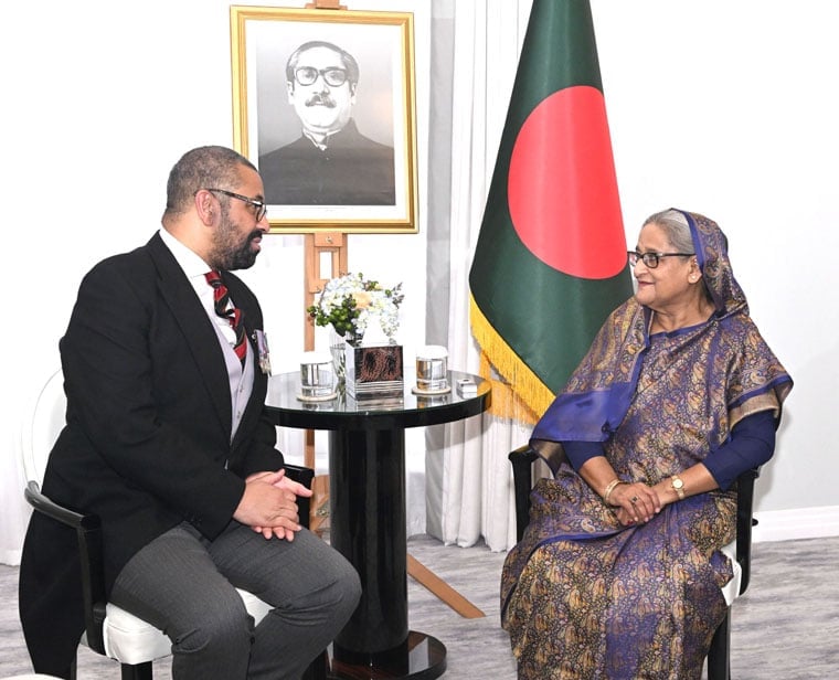 সরকার অবাধ ও সুষ্ঠুভাবে আগামী নির্বাচন করতে চায় : ব্রিটিশ পররাষ্ট্রমন্ত্রীকে প্রধানমন্ত্রী