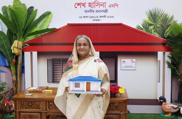 ১২টি জেলা ও ১২৩টি উপজেলাকে গৃহহীন, ভূমিহীনমুক্ত ঘোষণা করলেন প্রধানমন্ত্রী