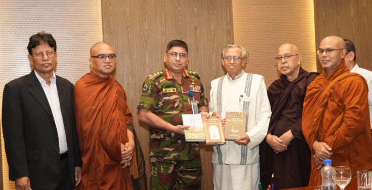 সেনা প্রধানের সাথে বুদ্ধিস্ট ফেডারেশন প্রতিনিধি দলের সাক্ষাৎ