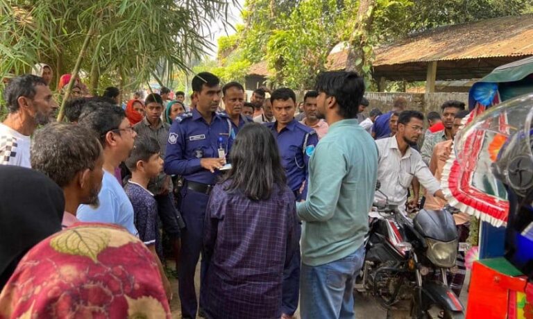 গাজীপুরে পিকনিক বাস বিদ্যুতায়িত হয়ে ৩ শিক্ষার্থীর মৃত্য