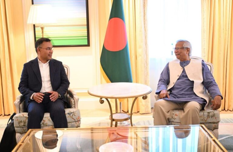 লন্ডনে ড. ইউনূসের সঙ্গে তারেক রহমানের বৈঠক শুরু
