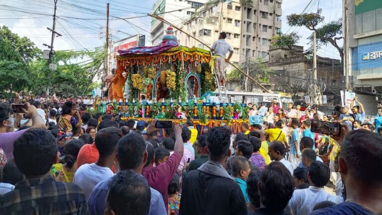 ঐহিত্যবাহী রথযাত্রা উৎসব শুরু