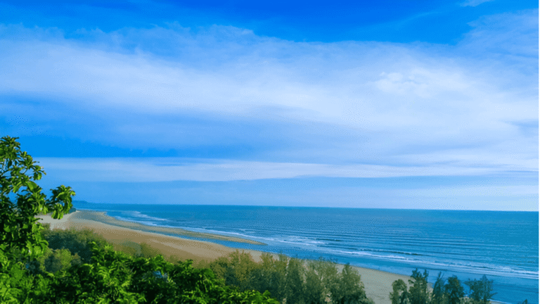 সমুদ্রে নেমে ভেসে গেল চবির ৩ ছাত্র, একজনের লাশ উদ্ধার