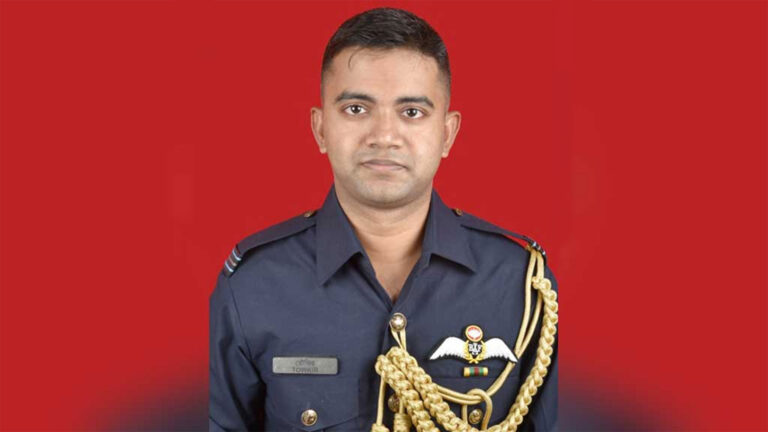 বিমান ভাসছে না… ফ্লাইট লেফটেন্যান্ট তৌকিরের শেষ বার্তা