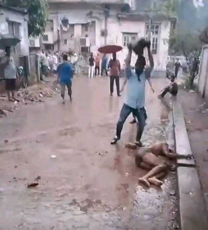 মিটফোর্ডে ব্যবসায়ীকে পিটিয়ে হত্যা