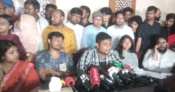 জুলাই সনদ, বিচার, নির্বাচন সব প্যাকেজ আকারে হতে হবে: হাসনাত আব্দুল্লাহ