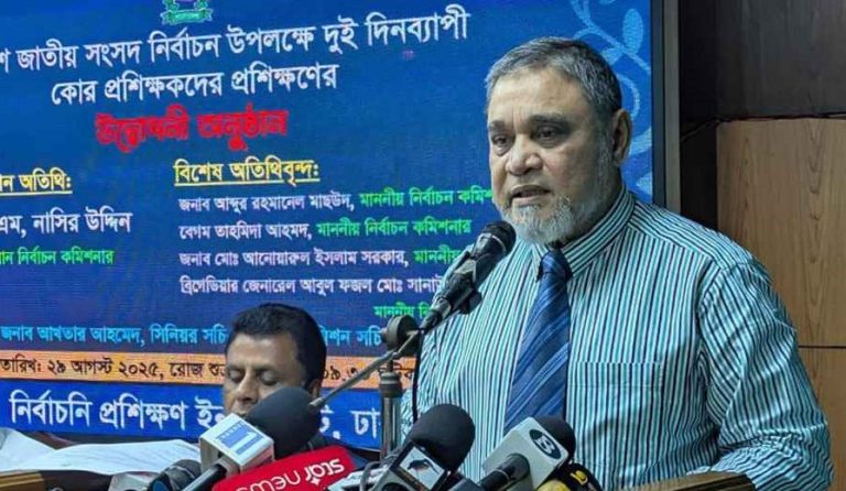 ভুয়া তথ্য প্রতিরোধে নির্বাচন কমিশন আলাদা সেল গঠন করবে: সিইসি