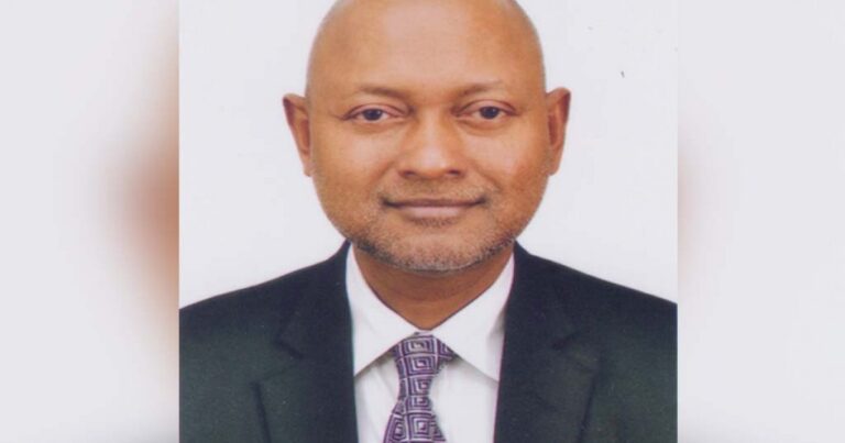 বেরোবির সাবেক উপাচার্য নাজমুল আহসান কলিমুল্লাহ গ্রেফতার