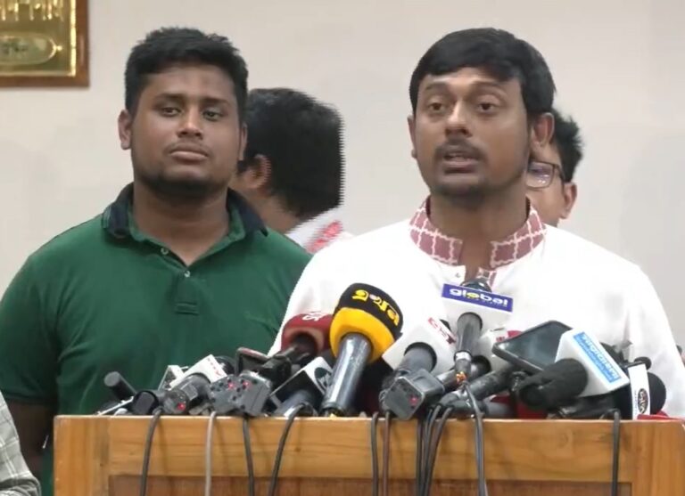 নির্বাচন ফেব্রুয়ারিতে হবে না: নাসীরুদ্দীন পাটওয়ারী