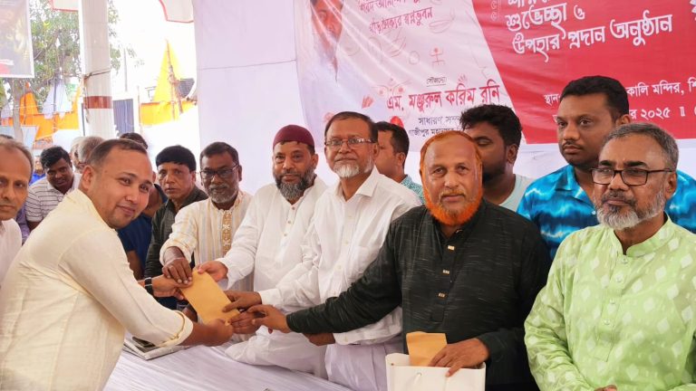 তারেক রহমানের পক্ষে গাজীপুর মহানগর বিএনপির সাধারণ সম্পাদকের পূজায় অনুদান