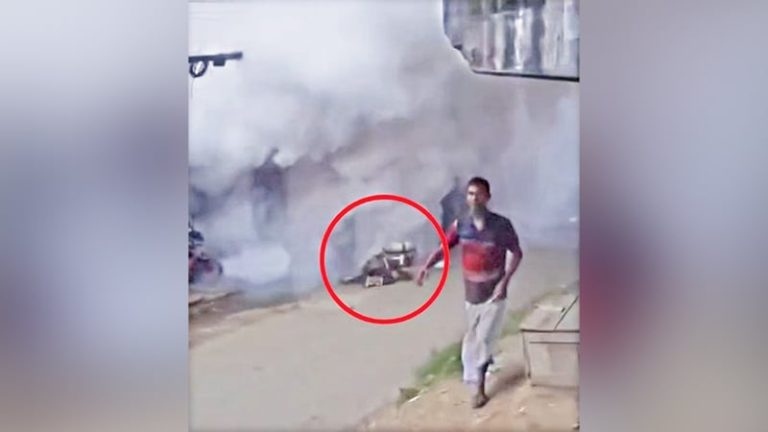 টঙ্গীতে গুদামে আগুন: ফায়ার সার্ভিসের ৫ কর্মী দগ্ধ, তিনজন সংকটাপন্ন