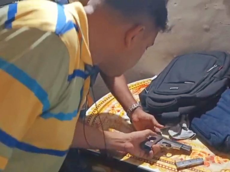 গাজীপুরের সন্ত্রাসী গ্রেফতার, অস্ত্র ও গুলি উদ্ধার