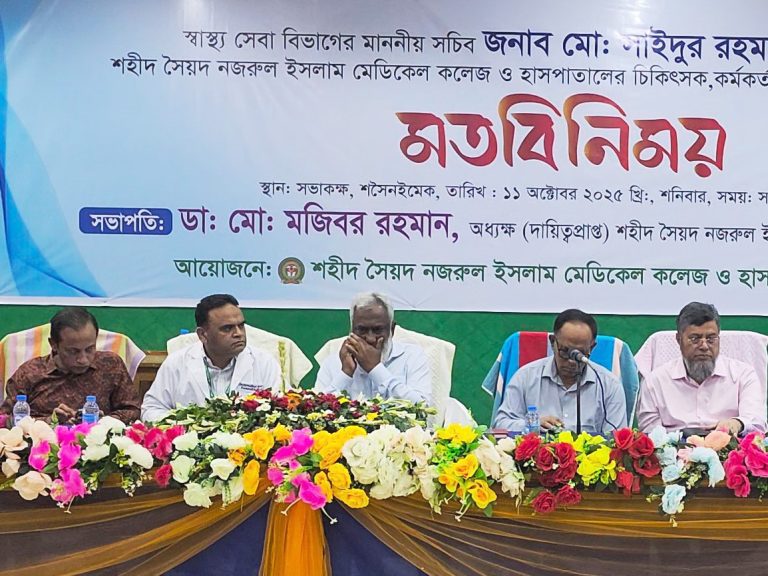 কিশোরগঞ্জের কোন রোগী যেন ঢাকায় না যায়: স্বাস্থ্য সচিব