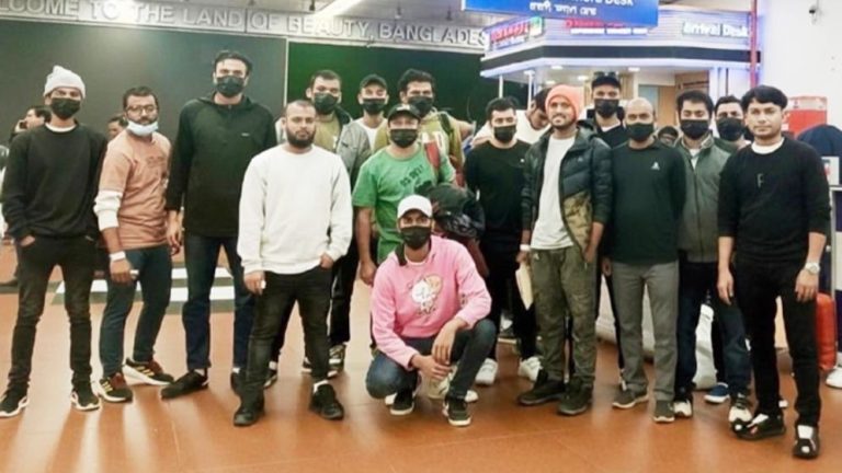 ৩৯ বাংলাদেশিকে ফেরত পাঠাল যুক্তরাষ্ট্র