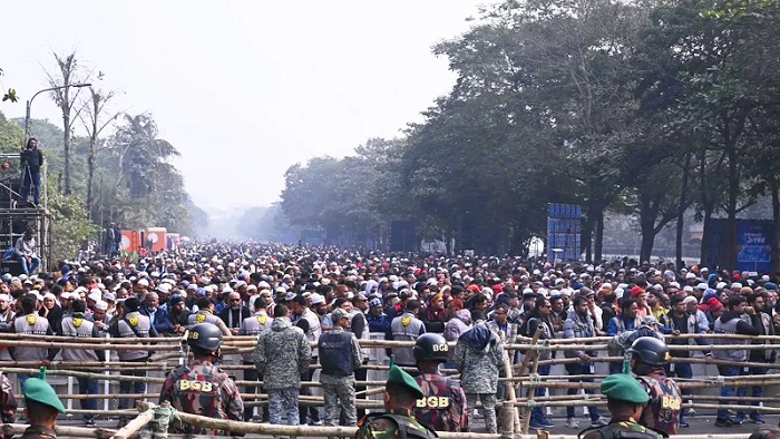 জনসমুদ্রে খালেদা জিয়ার অভিস্মরণীয় বিদায়