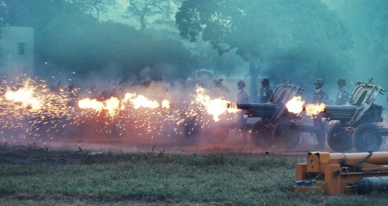 বিজয় দিবসে সেনাবাহিনীর ৩১ বার তোপধ্বনি, স্বাধীনতা যুদ্ধে নিহত বীর শহীদদের প্রতি গান স্যালুট