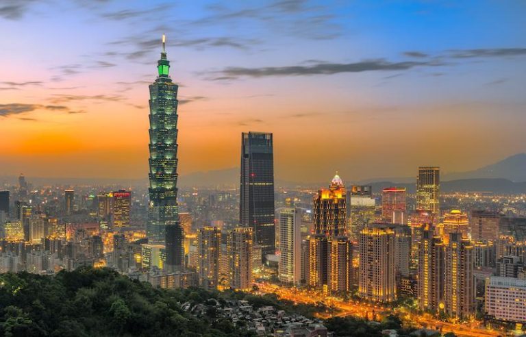 শক্তিশালী ভূমিকম্পে কাঁপল তাইওয়ান