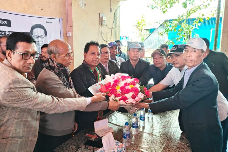 রাখাইন সম্প্রদায়ের ভূমি-সংক্রান্ত সমস্যাগুলোর সমাধান করা হবে: এবিএম মোশাররফ