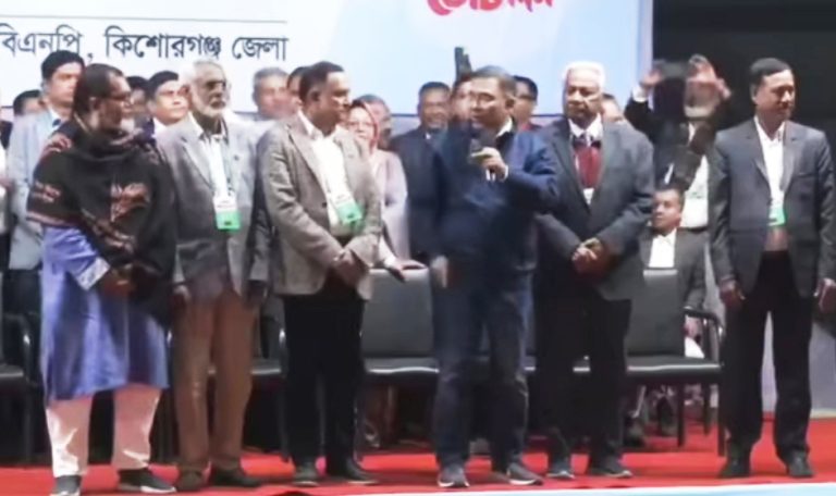 ষড়যন্ত্রকারীদের বিরুদ্ধে আমাদের সজাগ থাকতে হবে: তারেক রহমান