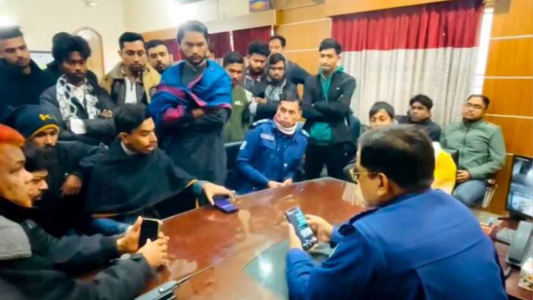 বৈষম্যবিরোধী সেই ছাত্রনেতা গ্রেফতার