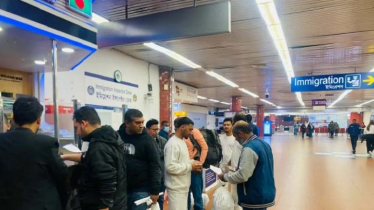 আরও ৩৬ বাংলাদেশিকে ফেরত পাঠাল যুক্তরাষ্ট্র