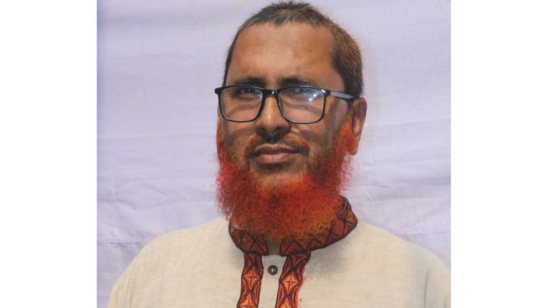 ঠাকুরগাঁও জেলা জামায়াতের আমিরকে বিপুল পরিমাণ টাকাসহ আটক