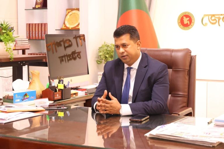সঠিক তথ্যেই চট্টগ্রামে ফ্যামিলি কার্ড বাস্তবায়ন: ডিসি জাহিদ