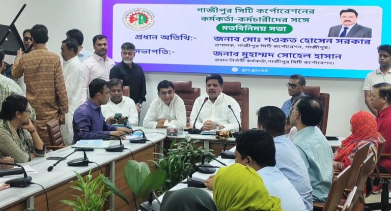 গাজীপুর সিটির দায়িত্ব গ্রহণ করলেন শওকত সরকার