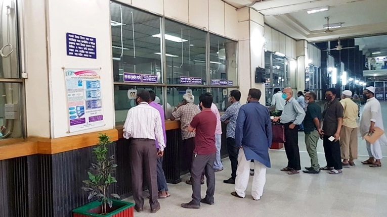 বৃহস্পতিবার কোন ব্যাংকের কোন শাখা খোলা