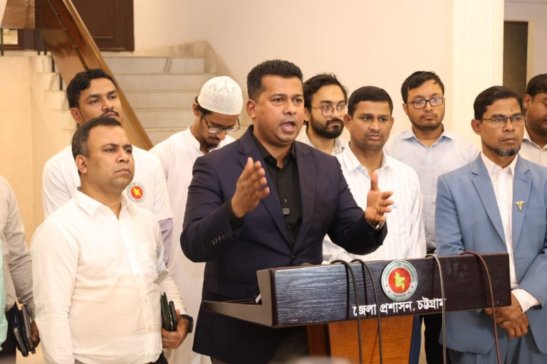 খাল খনন কর্মসূচি কৃষি ও মৎস্যে বিপ্লব ঘটাবে: ডিসি জাহিদুল ইসলাম