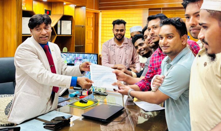 কিশোরগঞ্জে সব টেলিভিশনে জাতীয় সংসদের প্রথম অধিবেশন সরাসরি সম্প্রচারের দাবি