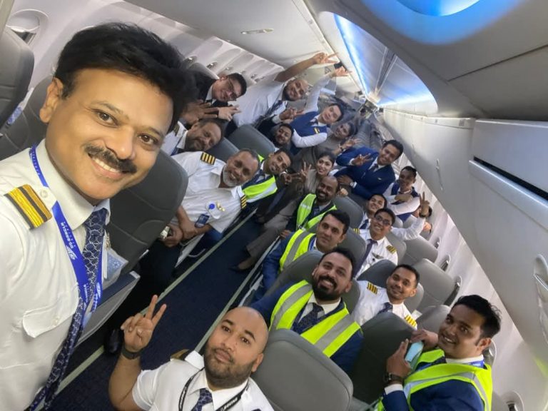 ইউএস-বাংলার পাইলট ও ক্রু উদ্ধারে সর্বোচ্চ পেশাদারিত্ব