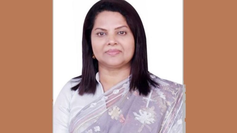ঢাকার নতুন জেলা প্রশাসক ফরিদা খানম