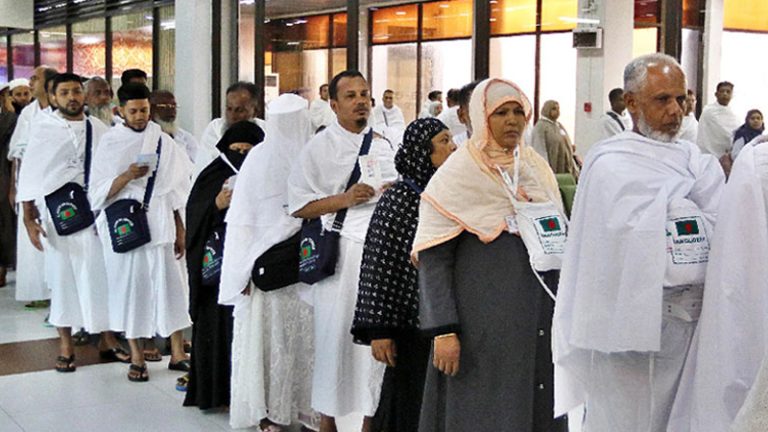 সৌদি পৌঁছেছেন ৩৪ হাজার ৯৪১ হজযাত্রী