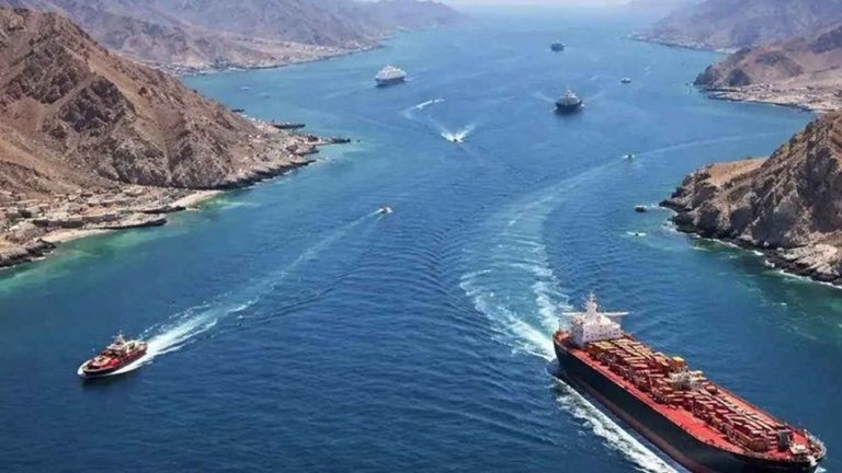 হরমুজ প্রণালি খুলতে ইরানের শর্ত