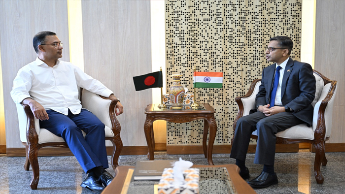 প্রধানমন্ত্রীর সঙ্গে ভারতীয় হাইকমিশনারের সাক্ষাৎ