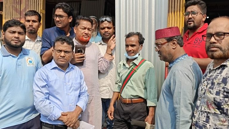 কুড়িগ্রামের নাগেশ্বরীতে ভাইরাল তাজুলের পাশে দাঁড়াল প্রশাসক ও ‘পথশিশু ফাউন্ডেশন’