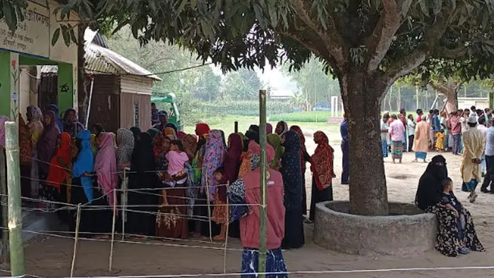 বগুড়া-৬ ও শেরপুর-৩ আসনে ভোটগ্রহণ চলছে