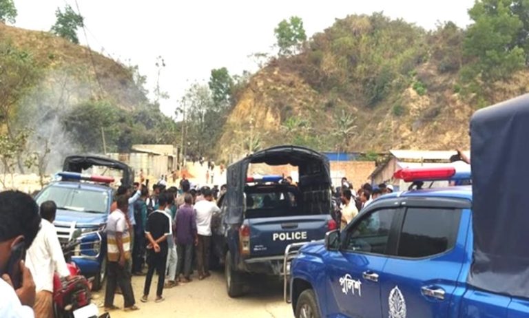 জঙ্গল সলিমপুরে যৌথ বাহিনীর ক্যাম্পে হামলার ঘটনায় মামলা, আসামি ২৪২