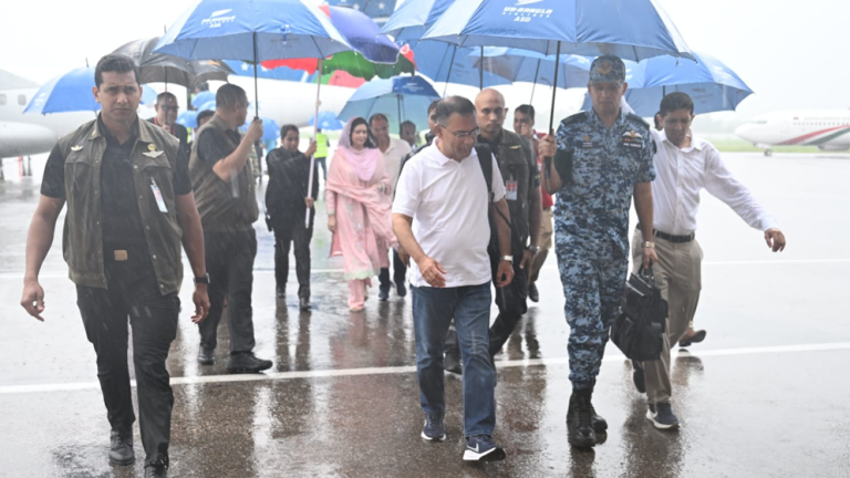 সিলেট পৌঁছেছেন প্রধানমন্ত্রী