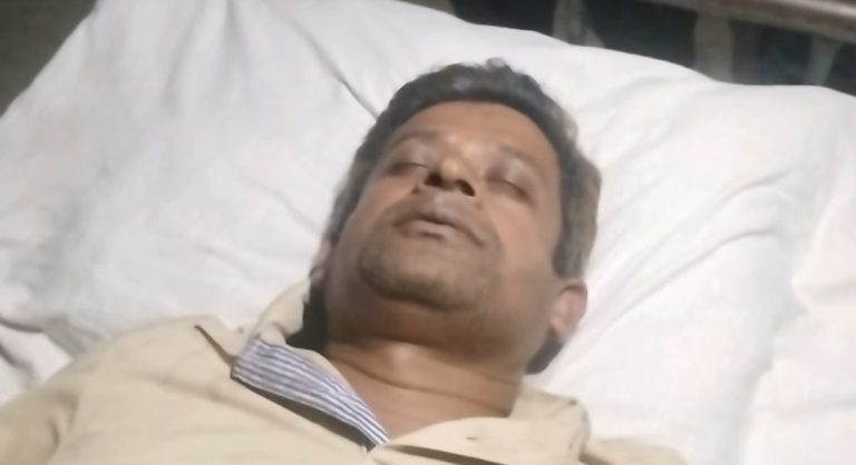 কলাপাড়ায় ছাত্রদলের সন্ত্রাসী হামলায় আজকের পত্রিকার সাংবাদিক মূমূর্ষ অবস্থায় হাসপাতালে