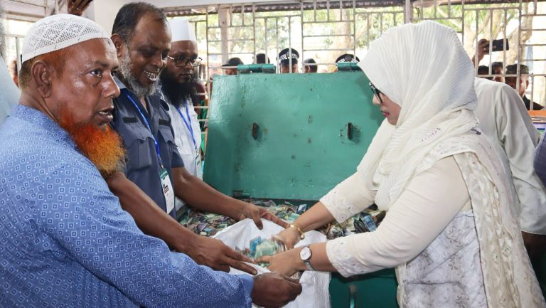 ঐতিহাসিক পাগলা মসজিদের দানবাক্সে ৬ মাসে মিলল এবার প্রায় ১৬ কোটি টাকা