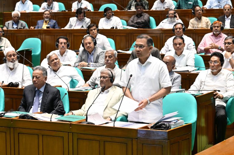 দেশের অর্থনৈতিক খাতে শৃঙ্খলা ফিরিয়ে আনার দৃঢ় অঙ্গীকার প্রধানমন্ত্রীর