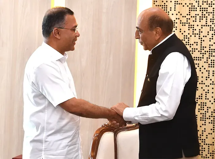 প্রধানমন্ত্রীর সঙ্গে দীনেশ ত্রিবেদীর সাক্ষাৎ: বাংলাদেশ-ভারত সম্পর্ক নিয়ে আলোচনা