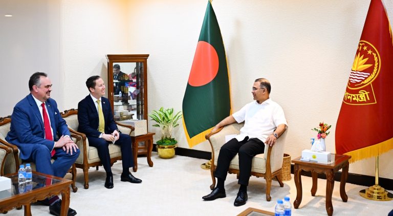 তারেক-সার্জিও সাক্ষাত: মার্কিন বিনিয়োগ অব্যাহত রাখার আহ্বান