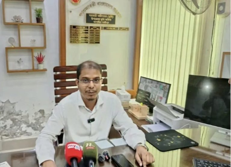 কাপাসিয়ায় ভূমি সেবায় দৃষ্টান্ত স্থাপন করতে চান সহকারী কমিশনার নাহিদুল হক
