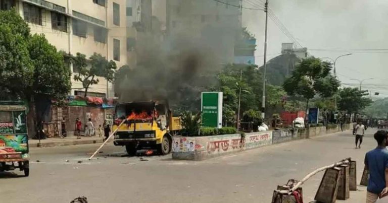 মিরপুরে সংঘর্ষ ও ধাওয়া-পাল্টাধাওয়ার পর আবারও উচ্ছেদ অভিযান শুরু